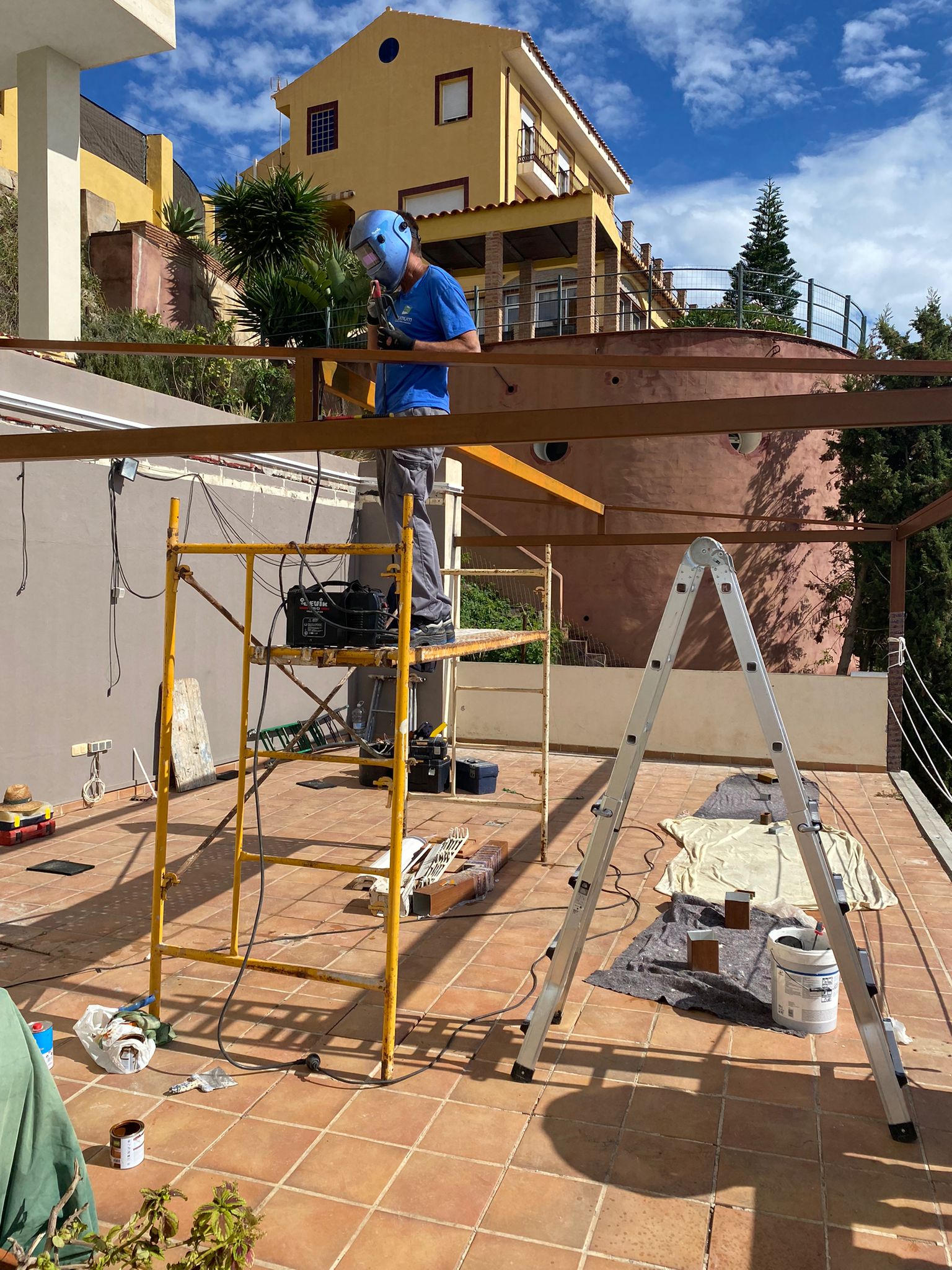 Instalación de techo fijo